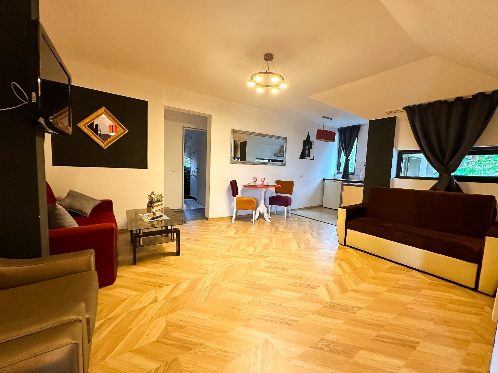 The Vintage - Wonderful Apartment In Best Location Крайова Экстерьер фото